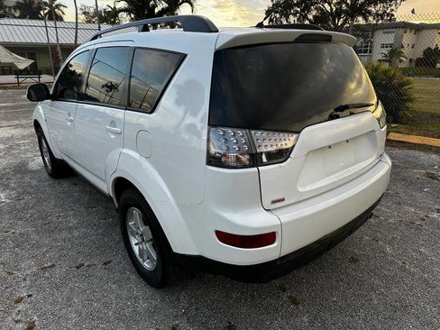 Used 2008 Mitsubishi Outlander LS image 9