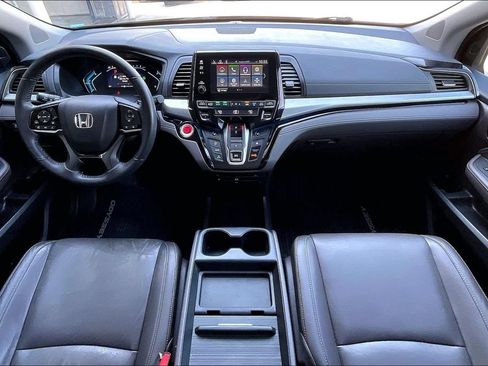 Used 2021 Honda Odyssey Touring image 15