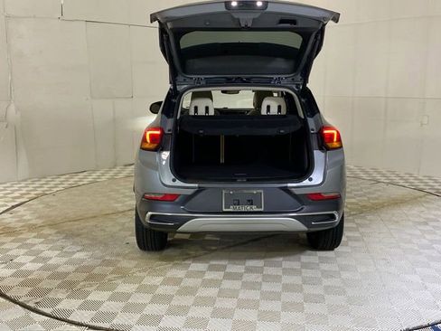 Used 2023 Buick Encore GX Essence w/ Experience Buick Package AWD/4WD image 30