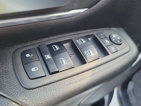 Used 2023 RAM 1500 Big Horn AWD/4WD image 19