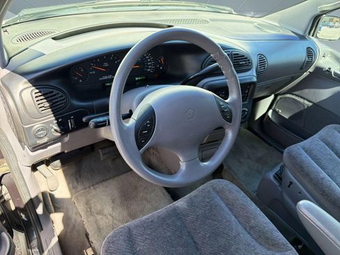 Used 1999 Dodge Grand Caravan LE image 4