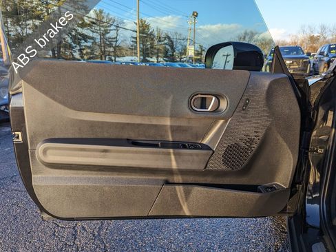 Used 2025 MINI Cooper S FWD image 13