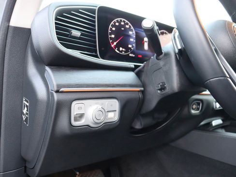 Used 2024 Mercedes-Benz GLE 350 4MATIC image 30