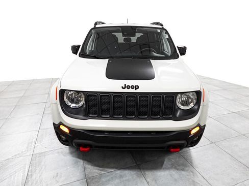 Used 2023 Jeep Renegade Trailhawk AWD/4WD image 3