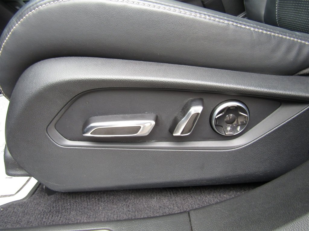 Used 2020 Acura RDX w/ Technology Package FWD image 17