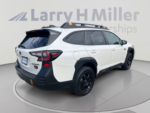 Certified 2024 Subaru Outback Wilderness w/ Wilderness Package AWD/4WD image 5