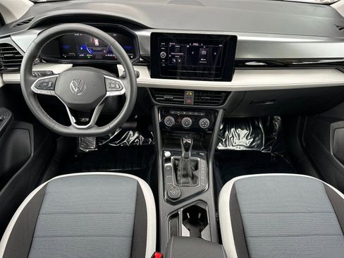 Used 2025 Volkswagen Taos S image 12