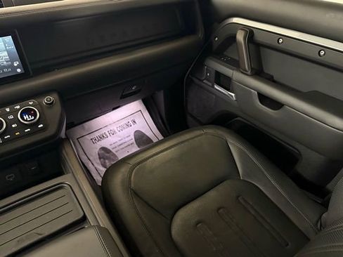 Used 2020 Land Rover Defender 110 X image 26