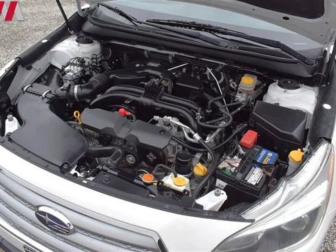 Used 2016 Subaru Outback 2.5i Limited AWD/4WD image 35