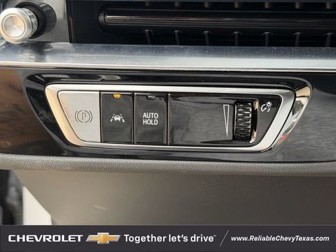 Used 2024 Cadillac Lyriq Luxury w/ LPO, Floor Liner Package RWD image 28