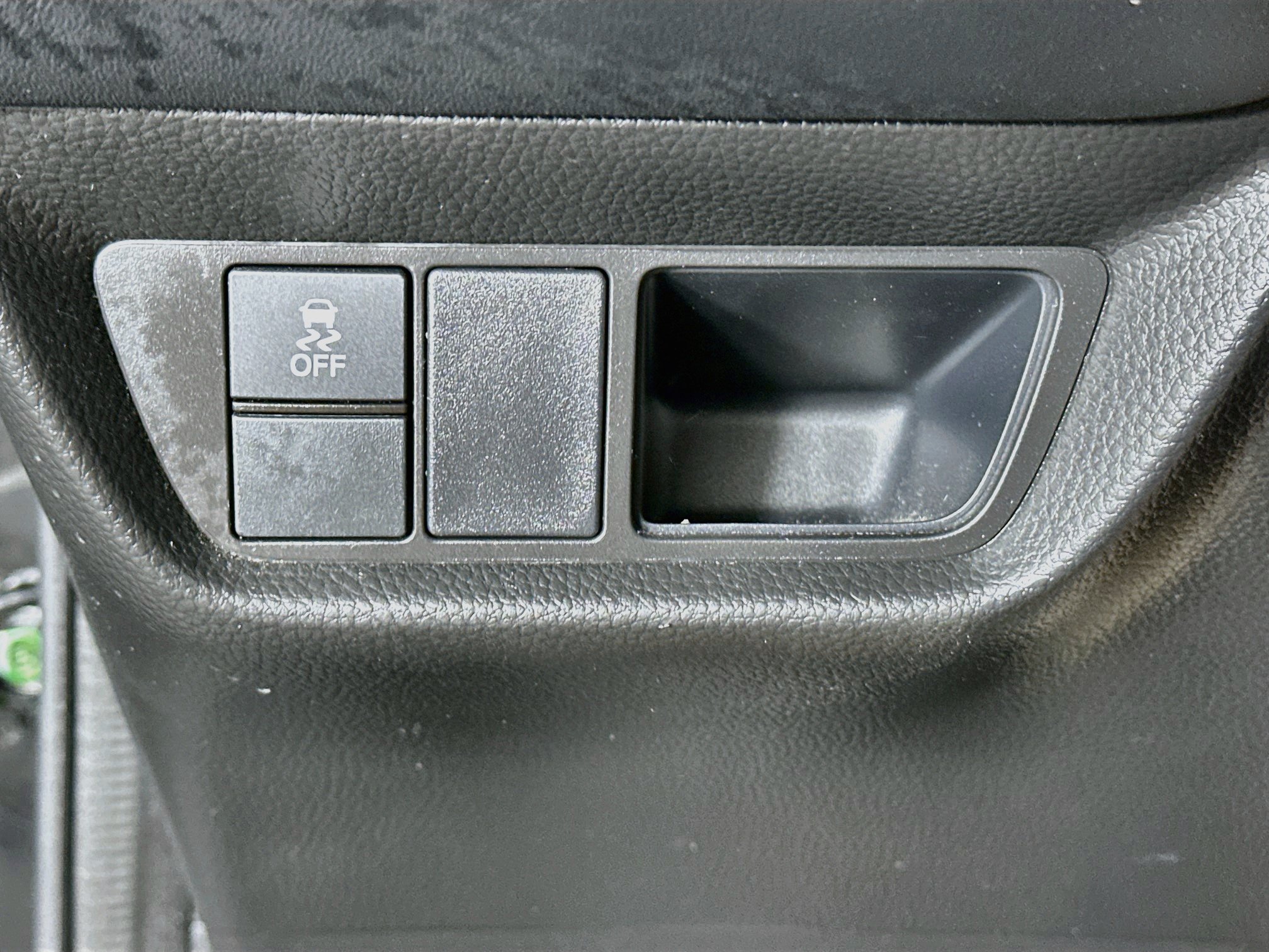 Used 2025 Honda HR-V Sport image 17