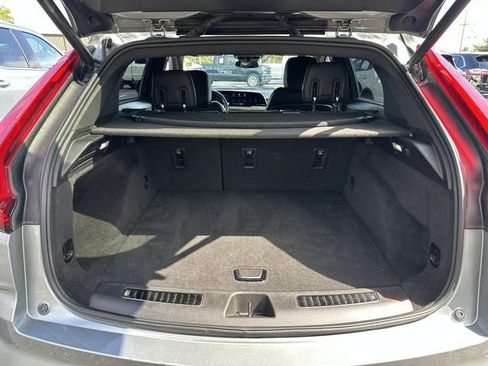 Used 2024 Cadillac XT4 Premium Luxury FWD image 15