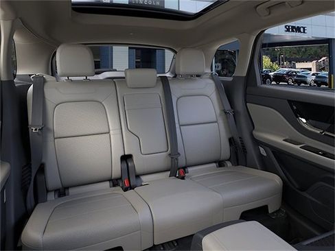 New 2026 Lincoln Corsair Premiere AWD/4WD image 11