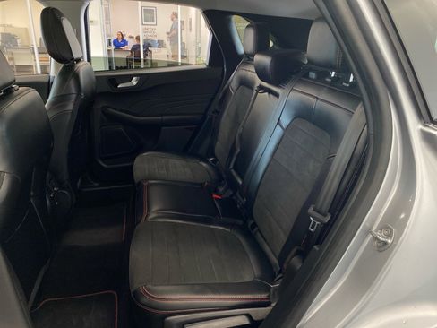 Used 2022 Ford Escape SEL w/ SEL Stealth AWD Package image 11