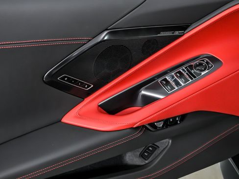 Used 2023 Chevrolet Corvette Stingray Premium Conv w/ Z51 Performance Package RWD image 22