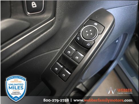 Used 2024 Ford Escape Active AWD/4WD image 17