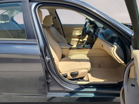 Used 2014 BMW 320i Sedan image 22