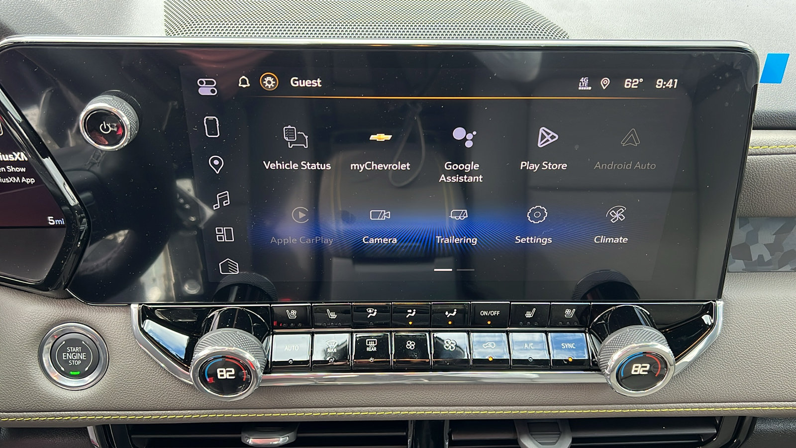 New 2026 Chevrolet Colorado ZR2 w/ Technology Package AWD/4WD image 24