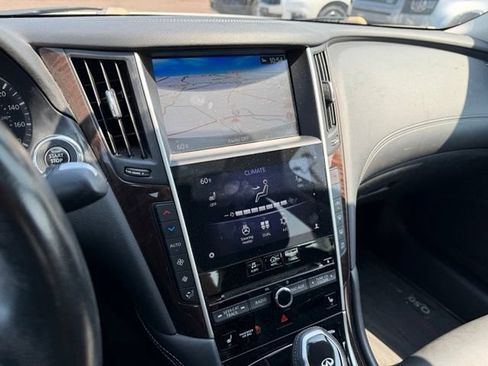 Used 2019 INFINITI Q50 Luxe w/ Essential Package (3.0T Luxe) AWD/4WD image 16