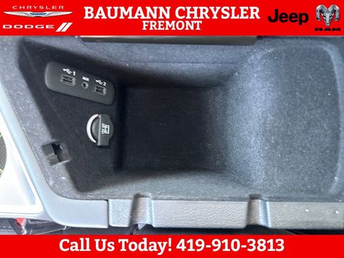 Used 2019 Dodge Challenger R/T w/ Plus Package RWD image 25