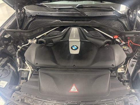 Used 2016 BMW X5 xDrive50i image 25
