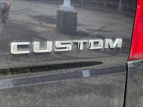Used 2022 Chevrolet Silverado 1500 Custom AWD/4WD image 27