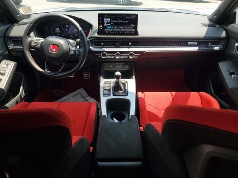 Used 2025 Honda Civic Type R image 15