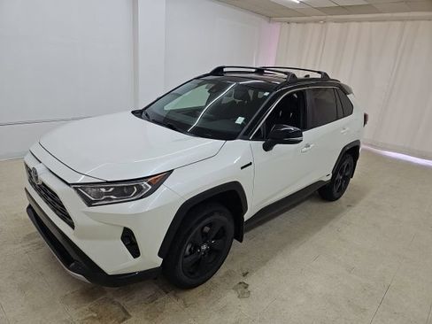 Used 2021 Toyota RAV4 XSE AWD/4WD image 28