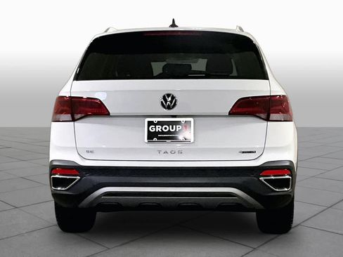 Used 2022 Volkswagen Taos SE AWD/4WD image 4