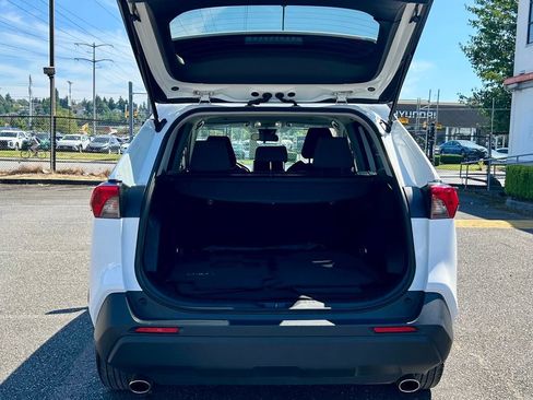 Certified 2025 Toyota RAV4 XLE FWD image 26