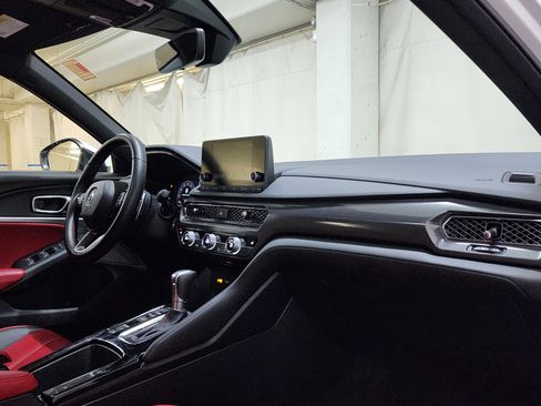 Certified 2025 Acura Integra A-Spec image 21