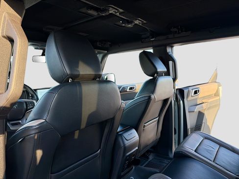 Used 2022 Ford Bronco Wildtrak image 6