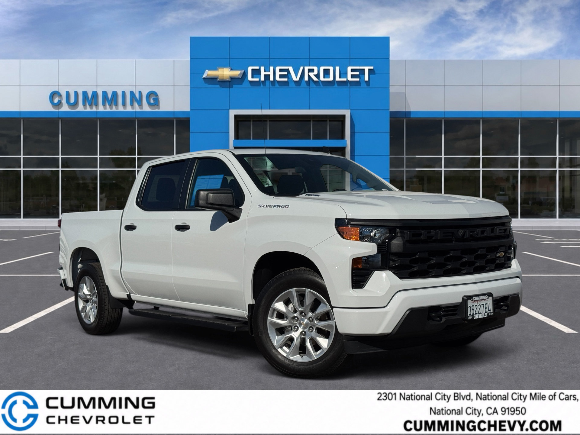Used 2025 Chevrolet Silverado 1500 Custom RWD image 1