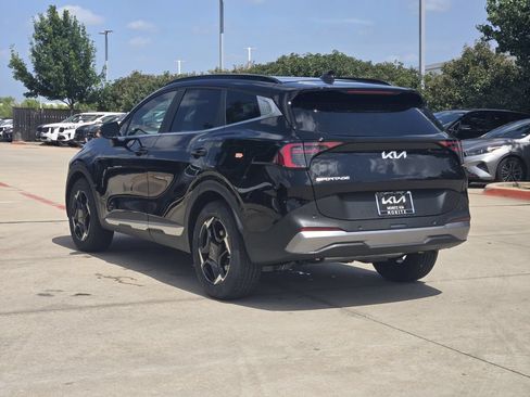 New 2026 Kia Sportage EX FWD image 3