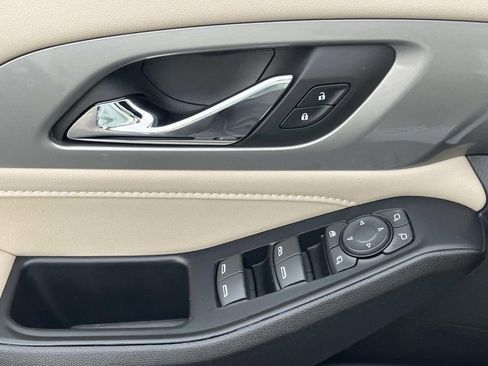 Certified 2023 Chevrolet Traverse LT w/ LT Premium Package image 17