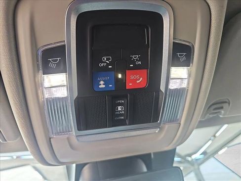 Used 2022 RAM 1500 Laramie image 17