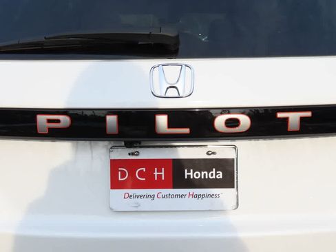 New 2026 Honda Pilot TrailSport image 7