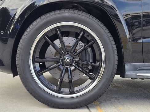 Used 2018 Mercedes-Benz GLS 550 4MATIC image 11