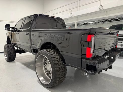 Used 2024 Ford F350 Platinum image 41