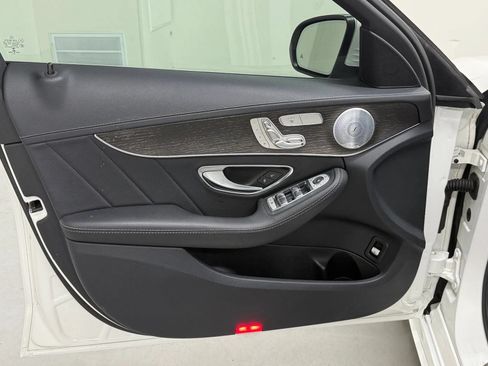 Used 2019 Mercedes-Benz C 300 Sedan image 30