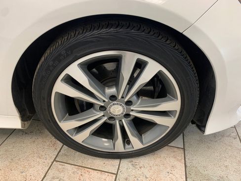 Used 2016 Mercedes-Benz E 350 4MATIC Sedan image 55