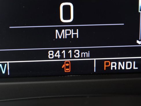 Used 2017 GMC Yukon XL SLE w/ SLE Value Package image 14