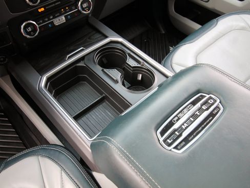 Used 2022 Ford F250 Limited AWD/4WD image 36