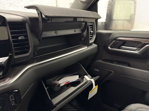 New 2026 Chevrolet Silverado 3500 LTZ w/ LTZ Plus Package image 27