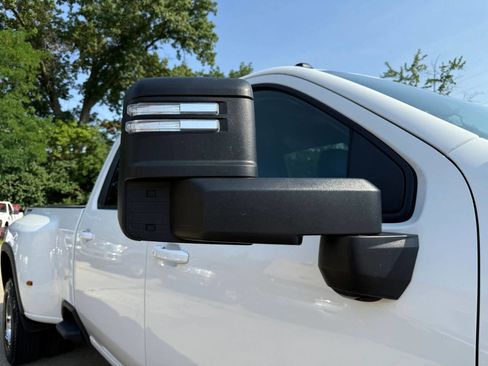 Used 2022 Chevrolet Silverado 3500 LT w/ Convenience Package image 84