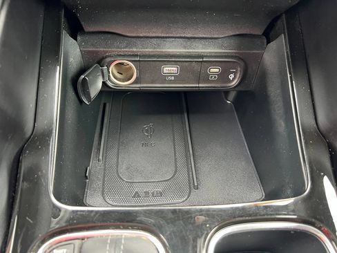 Used 2024 Kia Telluride SX Prestige AWD/4WD image 39