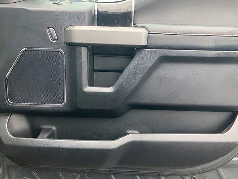 Used 2021 Ford F250 Platinum w/ FX4 Off-Road Package image 20