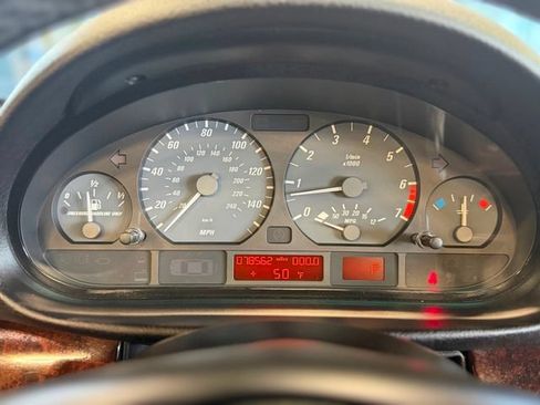 Used 2001 BMW 325Ci Convertible RWD image 27