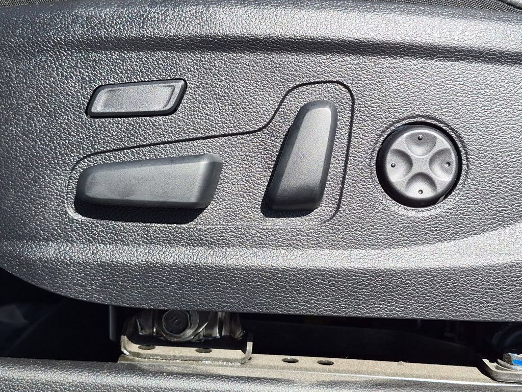 Used 2024 Kia Telluride SX AWD/4WD image 16