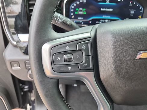 Used 2023 Chevrolet Silverado 1500 LT image 33